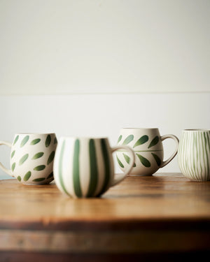 Hug Me Mug 4PK Brush