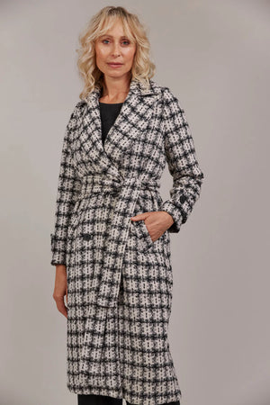 Aman Coat Black