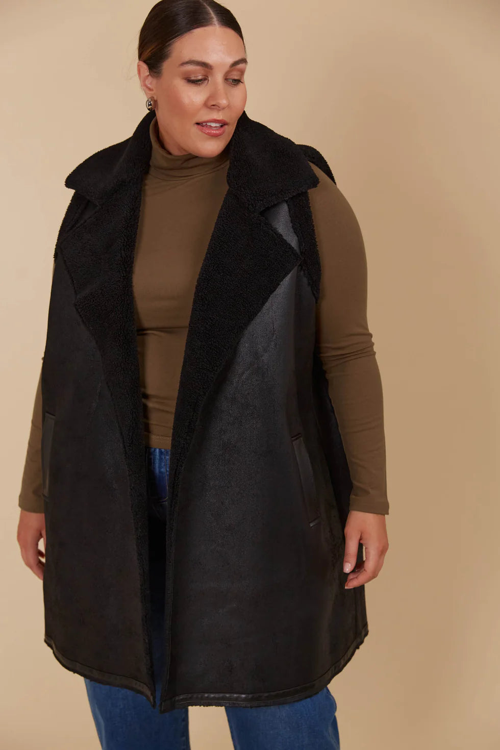 Eris Vest Onyx