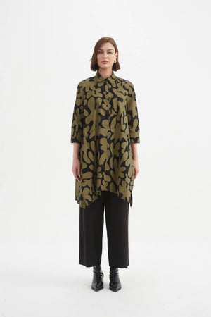 Handkerchief Hem Print Shirt Moss/Black