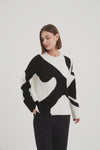 Abstract Print Knit / Black & Cream