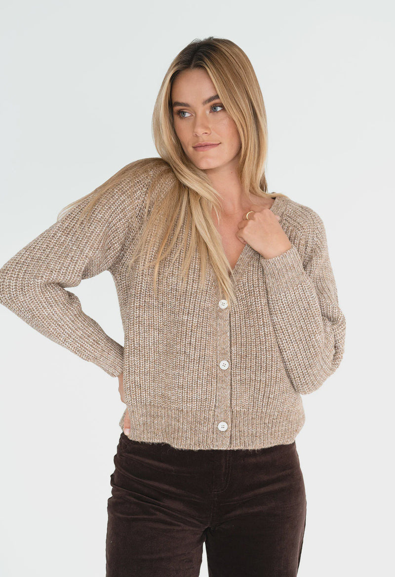 Giselle Cardi Walnut