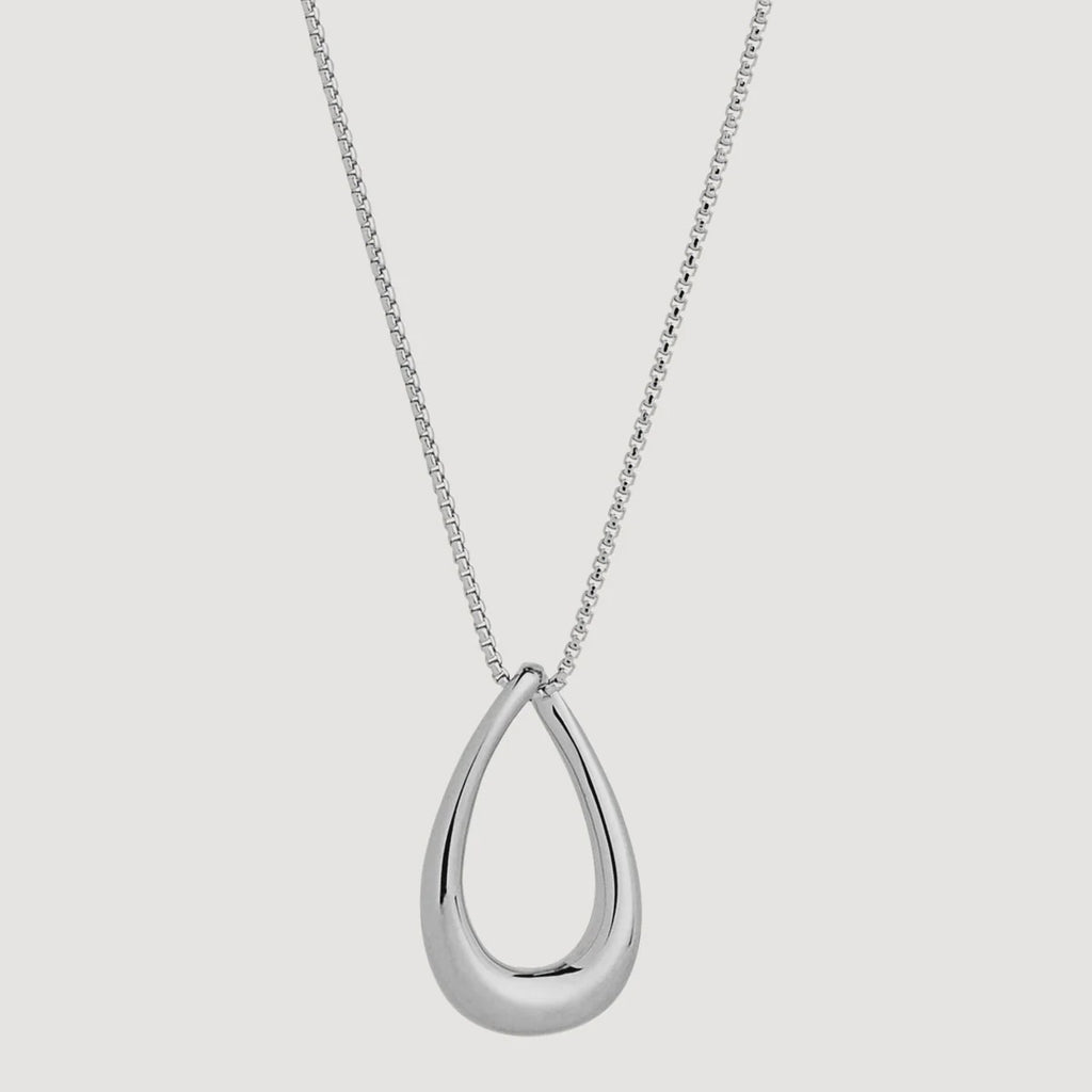 Vivante Silver Necklace