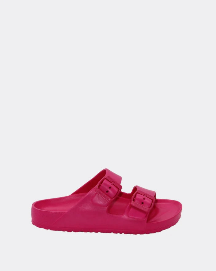 Ripe Shoe / Soda