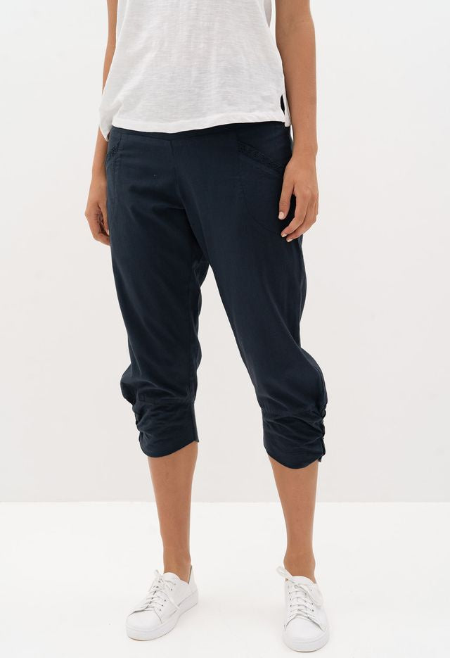 Castaway Pant Navy